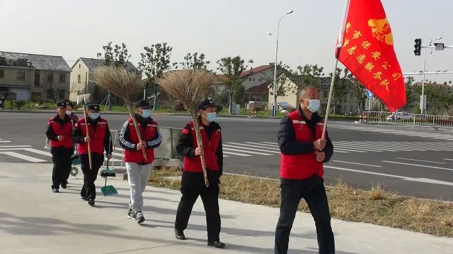 雷鋒在心，志愿在行